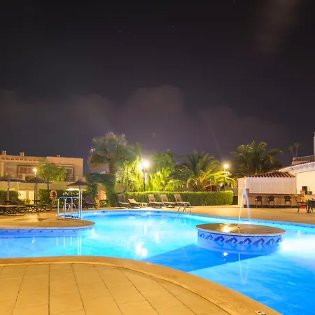 Ona Village Aparthotel