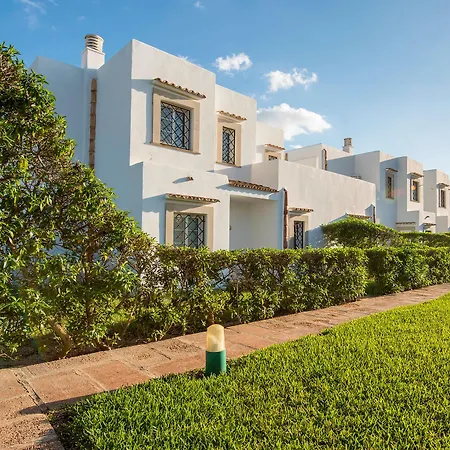 Aparthotel Ona Village 4*