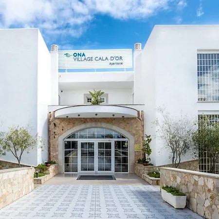 Ona Village Aparthotel 4*
