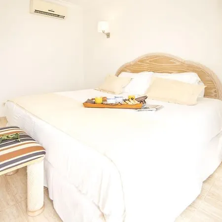 Aparthotel Ona Village 4*