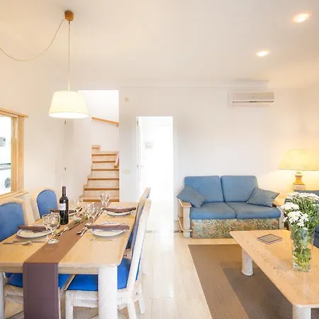 Ona Village Aparthotel 4*
